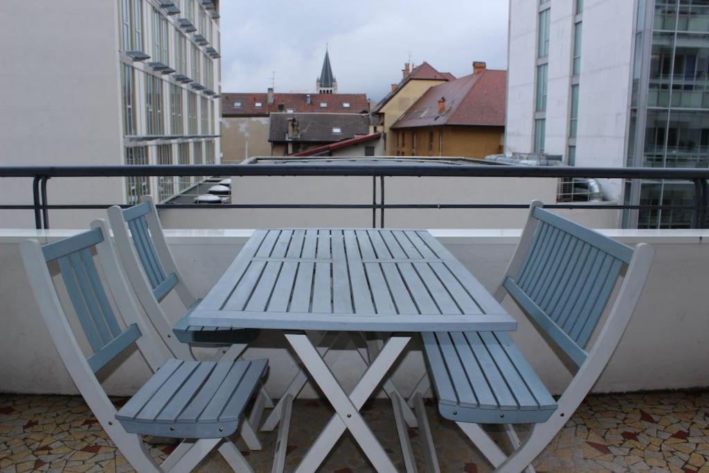 Le Jane : Centre Ville, Garage, Balcon Annecy Exterior foto