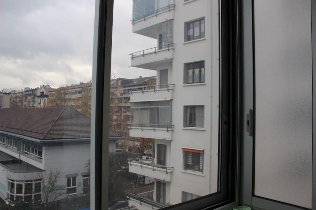 Le Jane : Centre Ville, Garage, Balcon Annecy Exterior foto